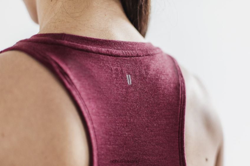 NOBULL N68P2P2269Women's High-Neck Tank (Classic Color)