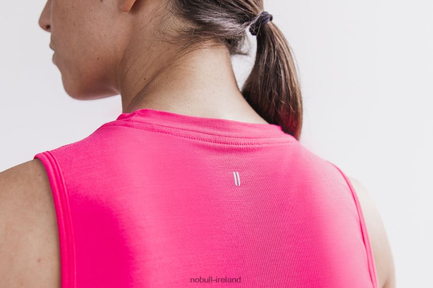 NOBULL N68P2P2328Women's Muscle Tank (Bright Colors)
