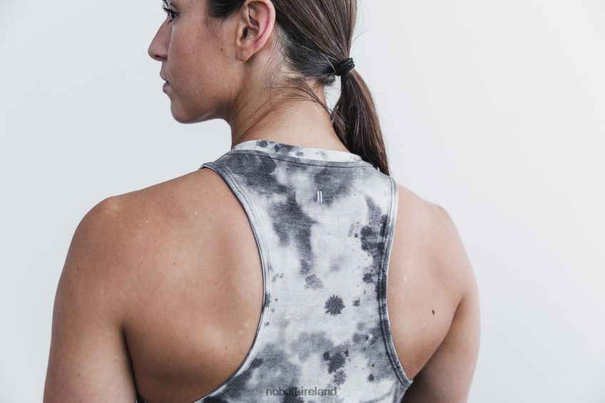 NOBULL N68P2P2645Women's High-Neck Tank (Dip-Dye) White & Black