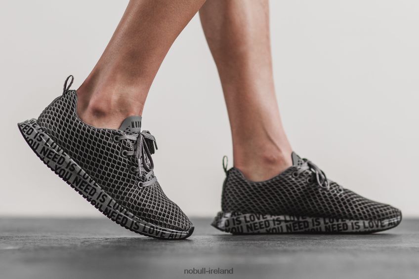 NOBULL N68P2P1694Women's Mesh Runner All You Need Is Love